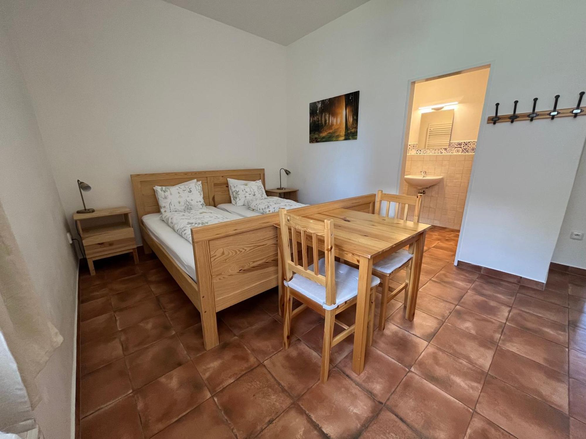 Dvur Nove Zamky Hotel Mladec Bagian luar foto