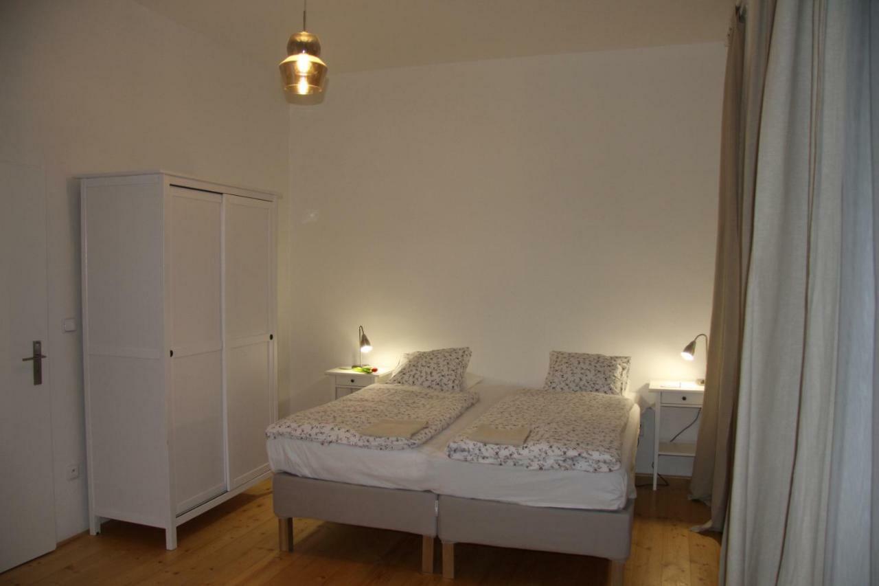 Dvur Nove Zamky Hotel Mladec Bagian luar foto